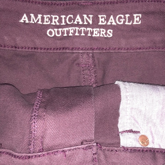 AE HIGH-WAISTED MAROON DENIM SHORTS - Picture 4 of 5